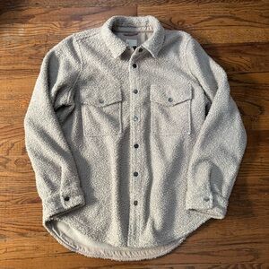 Vuori Sherpa Sycamore Shirt Jacket in Dark Salt M EUC